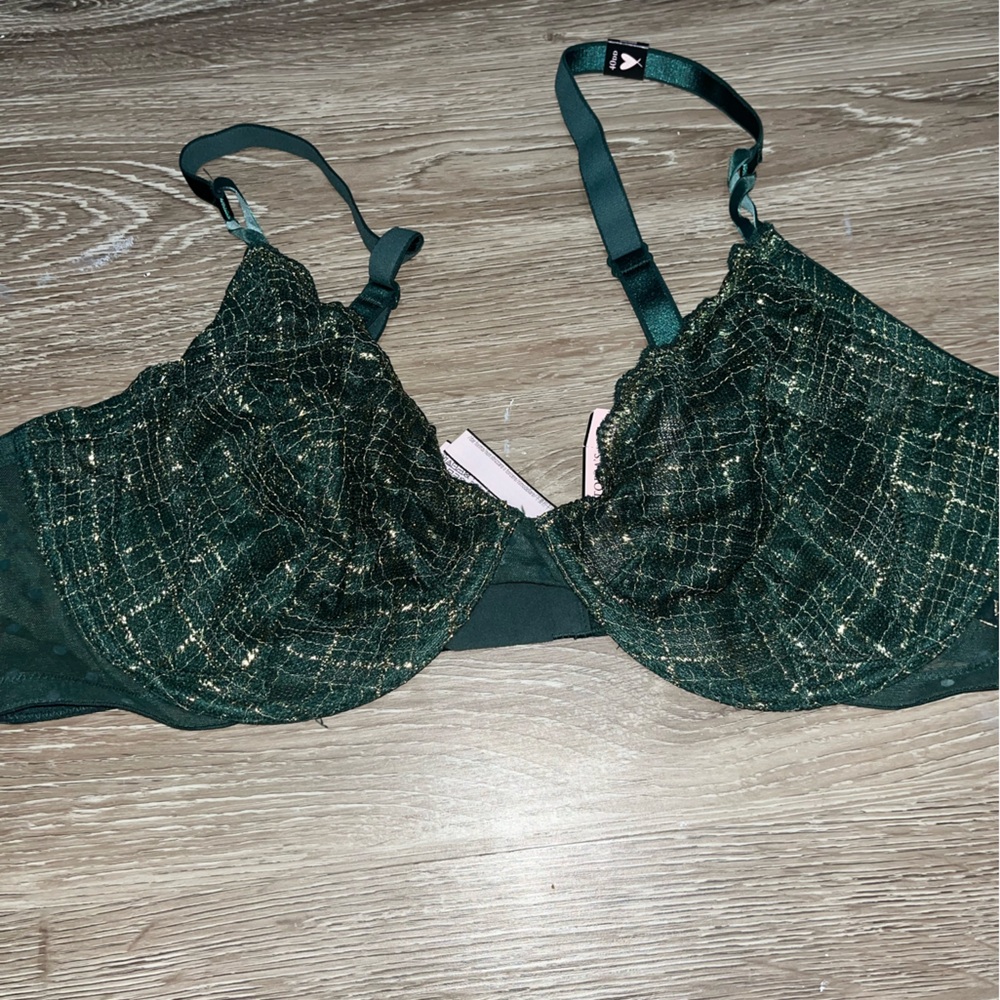 NWT Victoria Secret Bralette
